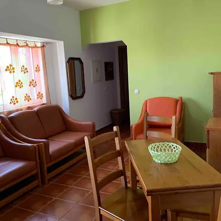 Garden Apartment *